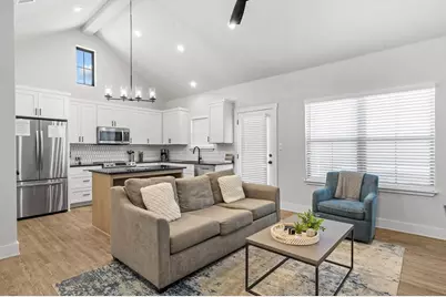 930 S Eagle St #101, Fredericksburg, TX 78624 - Photo 8