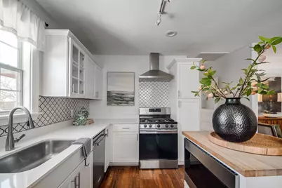 320 W Morse St, Fredericksburg, TX 78624 - Photo 8