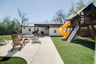 320 W Morse St, Fredericksburg, TX 78624 - Photo 28