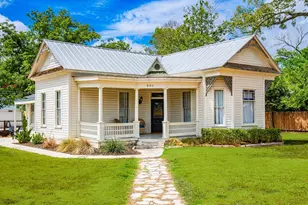 501 W San Antonio St, Fredericksburg, TX 78624 - Photo 1