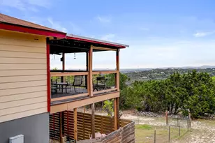 318 S Polly Peak Dr, Bandera, TX 78003 - Photo 2