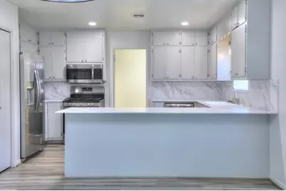 211 Forest Trail Dr, Fredericksburg, TX 78624 - Photo 6