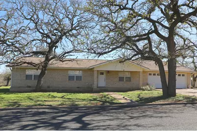 211 Forest Trail Dr, Fredericksburg, TX 78624 - Photo 1