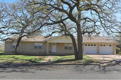 211 Forest Trail Dr, Fredericksburg, TX 78624 - Photo 16