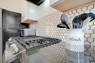 202 S Cherry St, Fredericksburg, TX 78624 - Photo 10