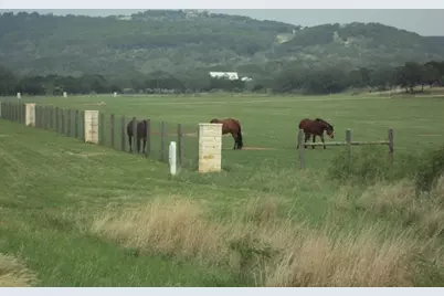 7A Escalar Dr, Llano, TX 78643 - Photo 16