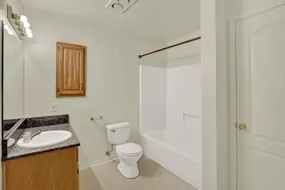 512 S Mesquite St, Fredericksburg, TX 78624 - Photo 18