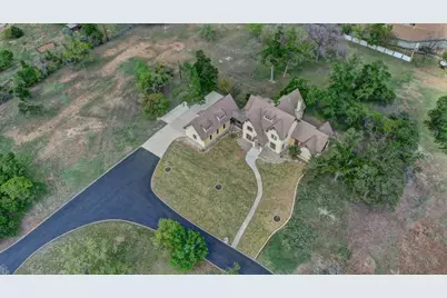 1104 Lois St, Kerrville, TX 78028 - Photo 80