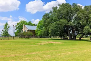 249 Eureka Ln, Fredericksburg, TX 78624 - Photo 4