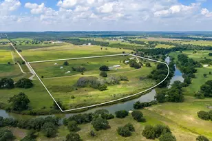 249 Eureka Ln, Fredericksburg, TX 78624 - Photo 2