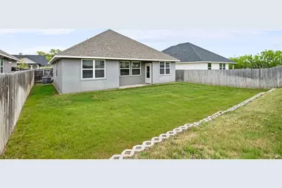 203 Winston Dr, Fredericksburg, TX 78624 - Photo 28