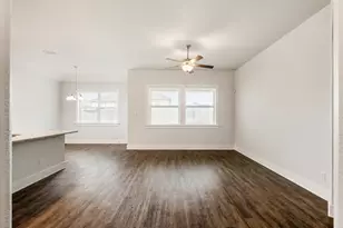 203 Winston Dr, Fredericksburg, TX 78624 - Photo 6