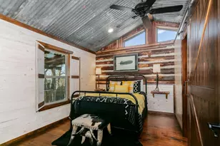 100 Five Star Trl, Fredericksburg, TX 78624 - Photo 22