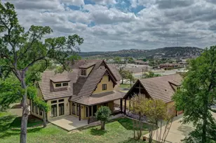 1104-B Lois St, Kerrville, TX 78028 - Photo 72