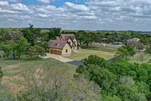 1104-B Lois St, Kerrville, TX 78028 - Photo 82
