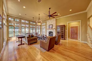 1104-B Lois St, Kerrville, TX 78028 - Photo 16