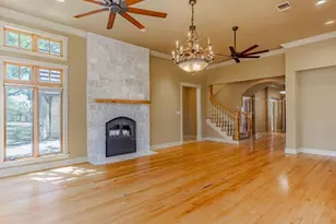 1104-B Lois St, Kerrville, TX 78028 - Photo 22