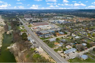 2610 Memorial Blvd, Kerrville, TX 78028 - Photo 30