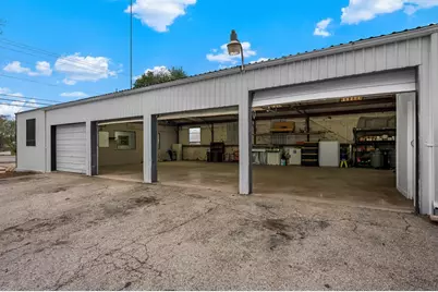 2610 Memorial Blvd, Kerrville, TX 78028 - Photo 16