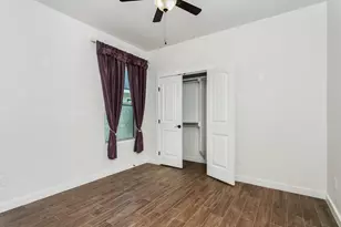 1025 Roanoke Ln, Kerrville, TX 78028 - Photo 12