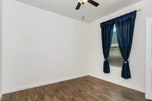 1025 Roanoke Ln, Kerrville, TX 78028 - Photo 10
