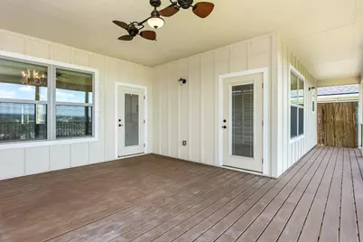 1025 Roanoke Ln, Kerrville, TX 78028 - Photo 14