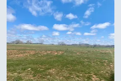 601 Upper Liveoak Rd, Fredericksburg, TX 78624 - Photo 2