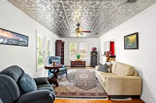 408 W College St, Fredericksburg, TX 78624 - Photo 38