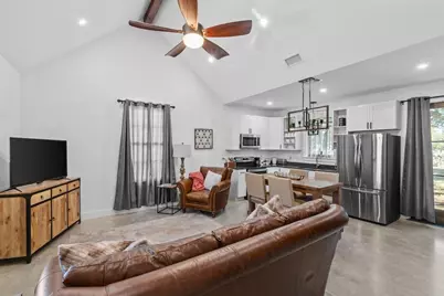 146 Pehl Farm Lane, Fredericksburg, TX 78624 - Photo 20