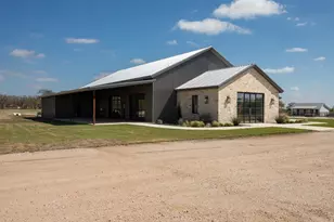 146 Pehl Farm Ln, Fredericksburg, TX 78624 - Photo 2