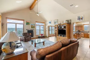 364 Wolf Creek Rd, Fredericksburg, TX 78624 - Photo 10