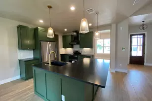 110 Parlin Ln, Fredericksburg, TX 78624 - Photo 10