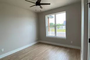 110 Parlin Ln, Fredericksburg, TX 78624 - Photo 18