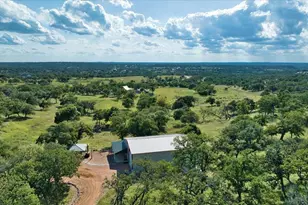 1411 Grape Creek Rd, Fredericksburg, TX 78624 - Photo 24