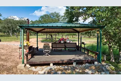 1411 Grape Creek Rd, Fredericksburg, TX 78624 - Photo 36