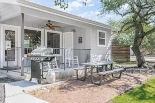 579 Triple S, Johnson City, TX 78636 - Photo 36