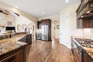 328 E Distant View Dr, Fredericksburg, TX 78624 - Photo 10