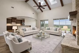 328 E Distant View Dr, Fredericksburg, TX 78624 - Photo 4