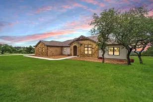 328 E Distant View Dr, Fredericksburg, TX 78624 - Photo 32