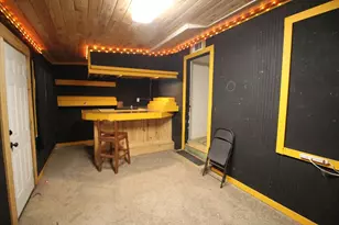 327 W Mulberry St, Fredericksburg, TX 78624 - Photo 16