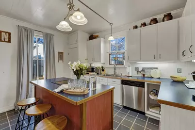 908 N Crockett St, Fredericksburg, TX 78624 - Photo 10