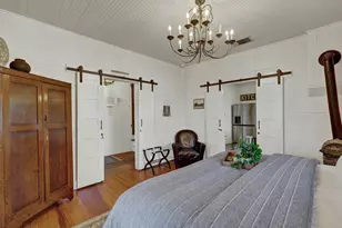 908 N Crockett St, Fredericksburg, TX 78624 - Photo 20