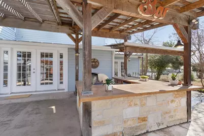908 N Crockett St, Fredericksburg, TX 78624 - Photo 42