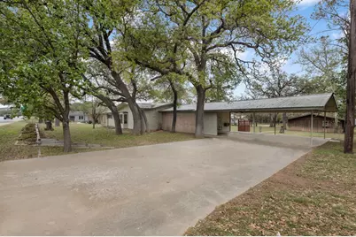 1801 N Llano St, Fredericksburg, TX 78624 - Photo 6