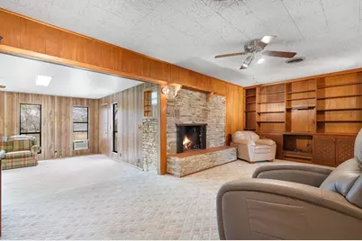 1801 N Llano St, Fredericksburg, TX 78624 - Photo 14