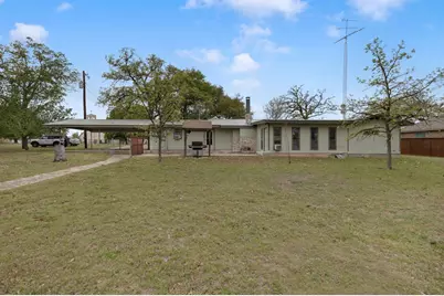 1801 N Llano St, Fredericksburg, TX 78624 - Photo 8