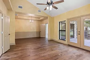 207 E Spring Mill Dr, Kerrville, TX 78028 - Photo 18