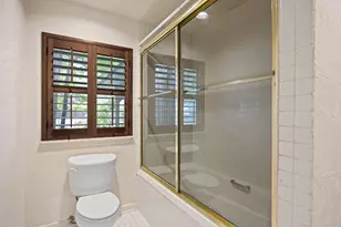 207 E Spring Mill Dr, Kerrville, TX 78028 - Photo 26