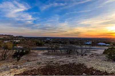 130 Stoneledge, Fredericksburg, TX 78624 - Photo 4