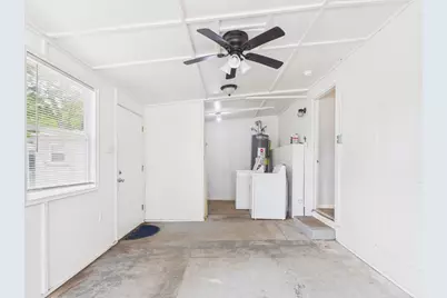 207 Skylark, Fredericksburg, TX 78624 - Photo 10